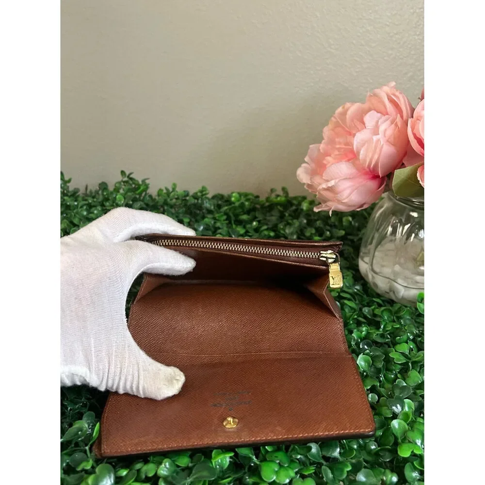 Louis Vuitton Monogram Vintage Portefeuille Trésor Bifold or Wallet on Chain